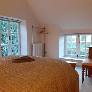 Characterful Adjacent To An Orchard Holiday home